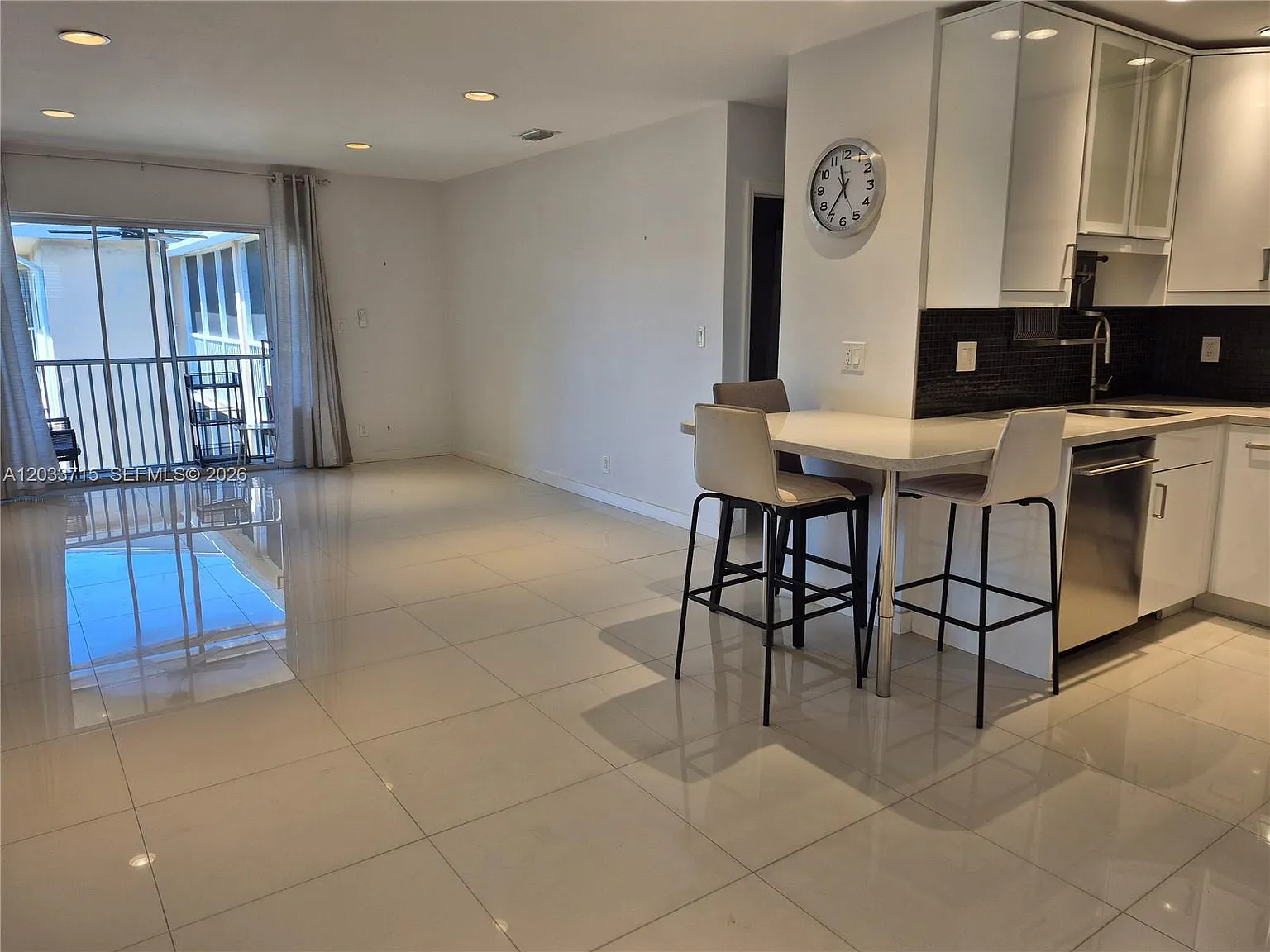 Marina Del Mar Condo — Photo 4