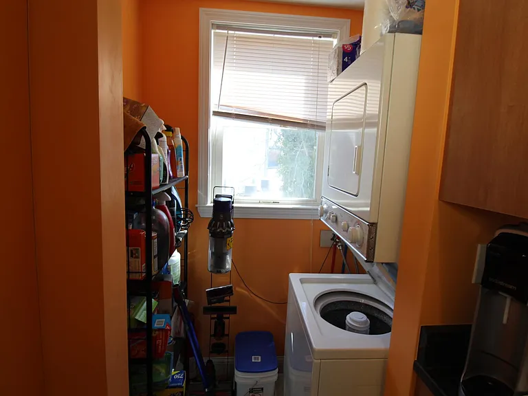 260 Norfolk St #2R — Photo 7