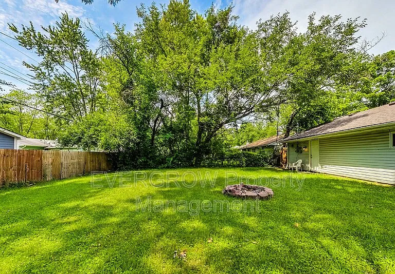 3962 Strathmore Dr — Photo 31
