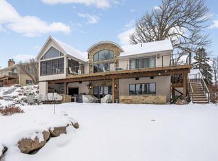3857 Island View Cir NW, Prior Lake, MN 55372