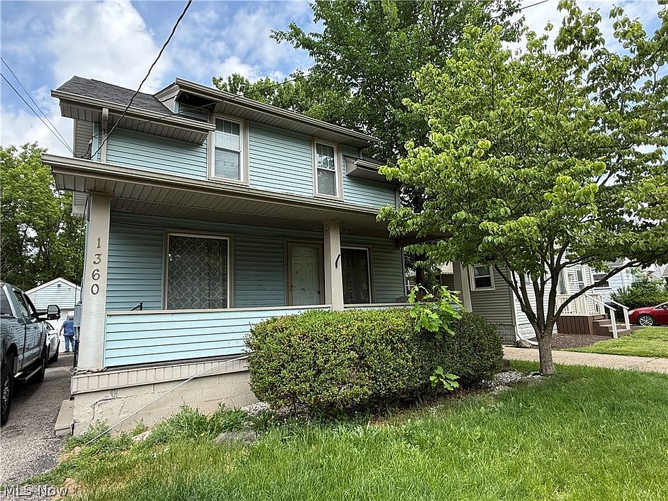 1st image of 1360 Meadowbrook Ave SE