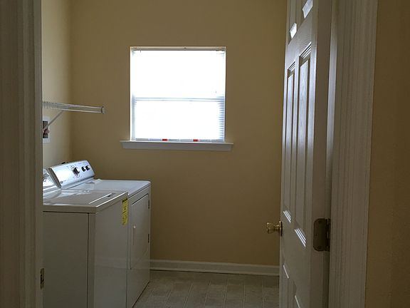 4th image of 307 Bexley Park Way