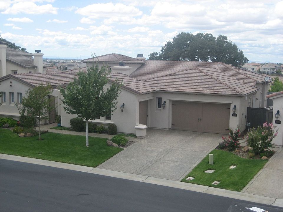 1st image of 1961 Eagle Glen Dr