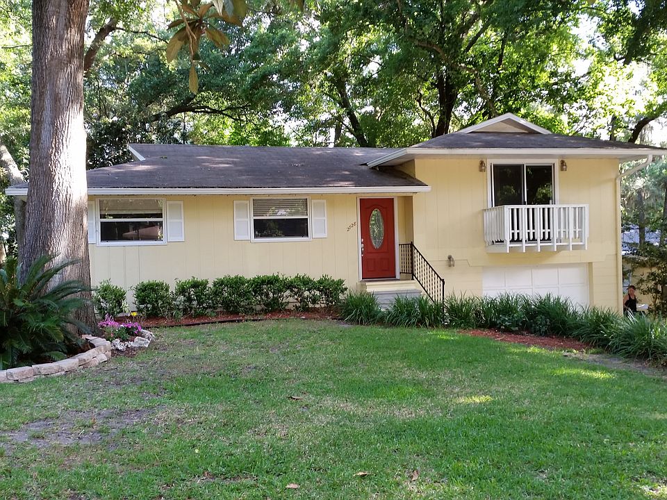 1st image of 2728 E Evelyn Dr