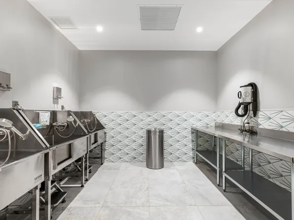 99 Fleet Place image 20 of 38