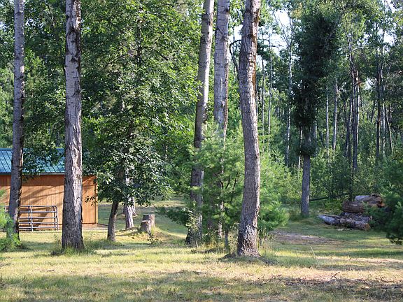 4th image of 3195 Saddleback Lake Rd