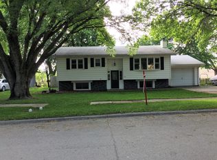 52 Keith Dr, Shenandoah, IA 51601
