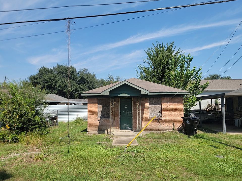 1st image of 1107 Neyland St
