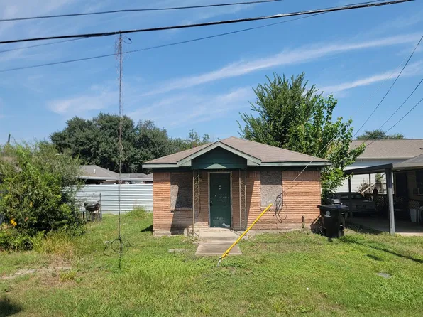 1107 Neyland St, Houston, TX 77022
