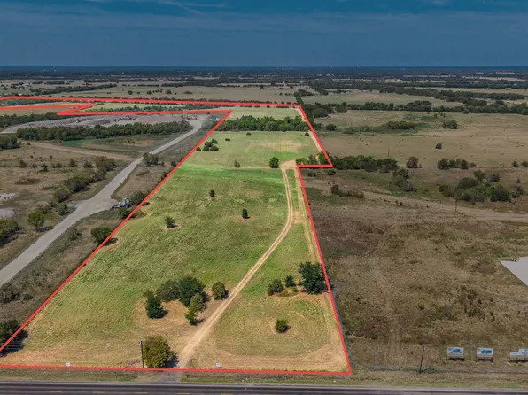 30 I, Campbell, TX 75422