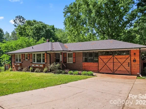 851 Gist Rd, Rock Hill, SC 29732