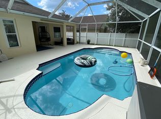 3048 Beaver Pond Trl, Valrico, FL 33596