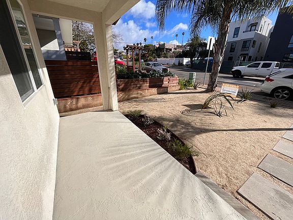 4th image of 3672 Paul Jones Ave #3672