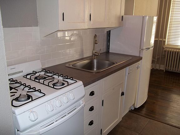 Kitchen with Dishwasher