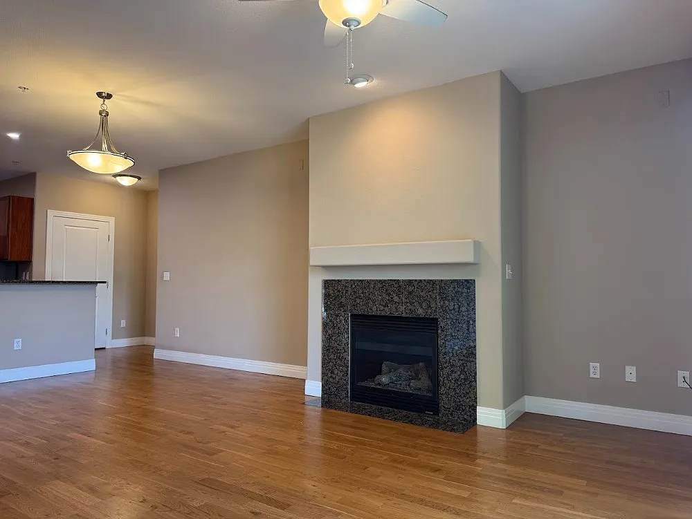 9059 East Panorama Drive - 204 — Photo 1