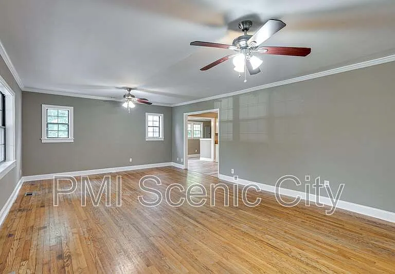 4717 Beverly Kay Dr — Photo 8