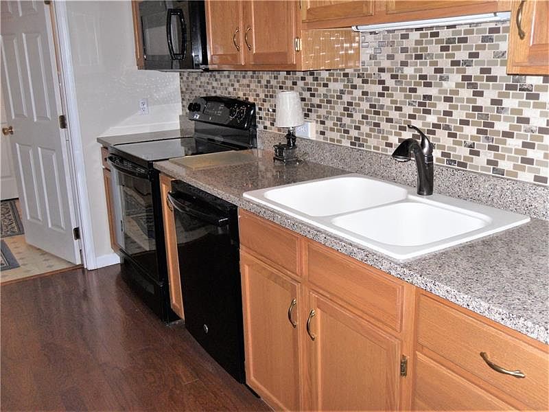 710 Wilshire Cir, Seven Fields, PA 16046 Zillow