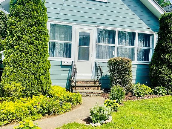 2nd image of 223 Clover Ridge Dr