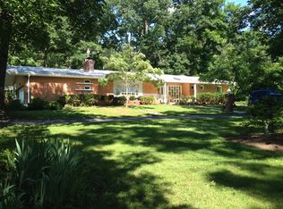 7401 Bull Run Dr, Centreville, VA 20121