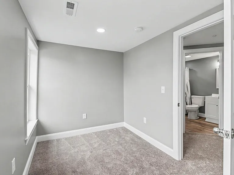 20 Walnut St — Photo 19