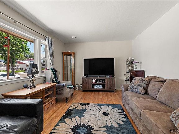 2nd image of 1120 Alexander Circle