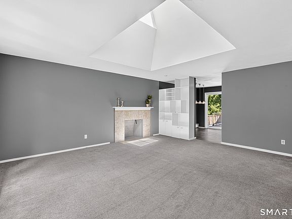 5th image of 12 Walker Drive