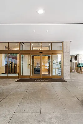 Sold by Compass | media 14