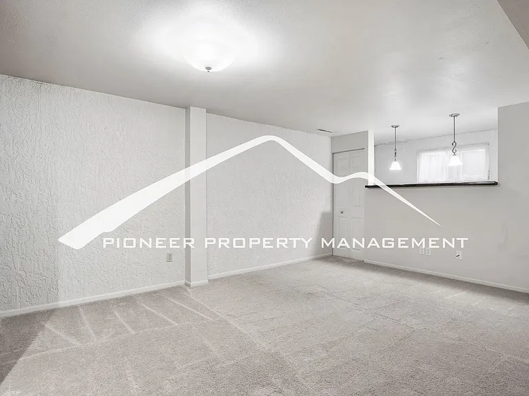 223 Dolomite Dr — Photo 18