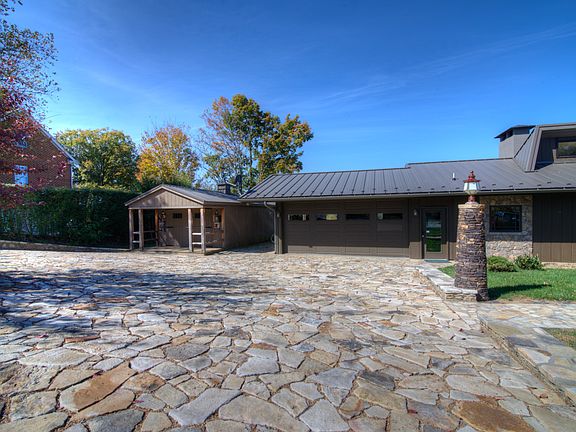 3rd image of 117 Crestview Dr