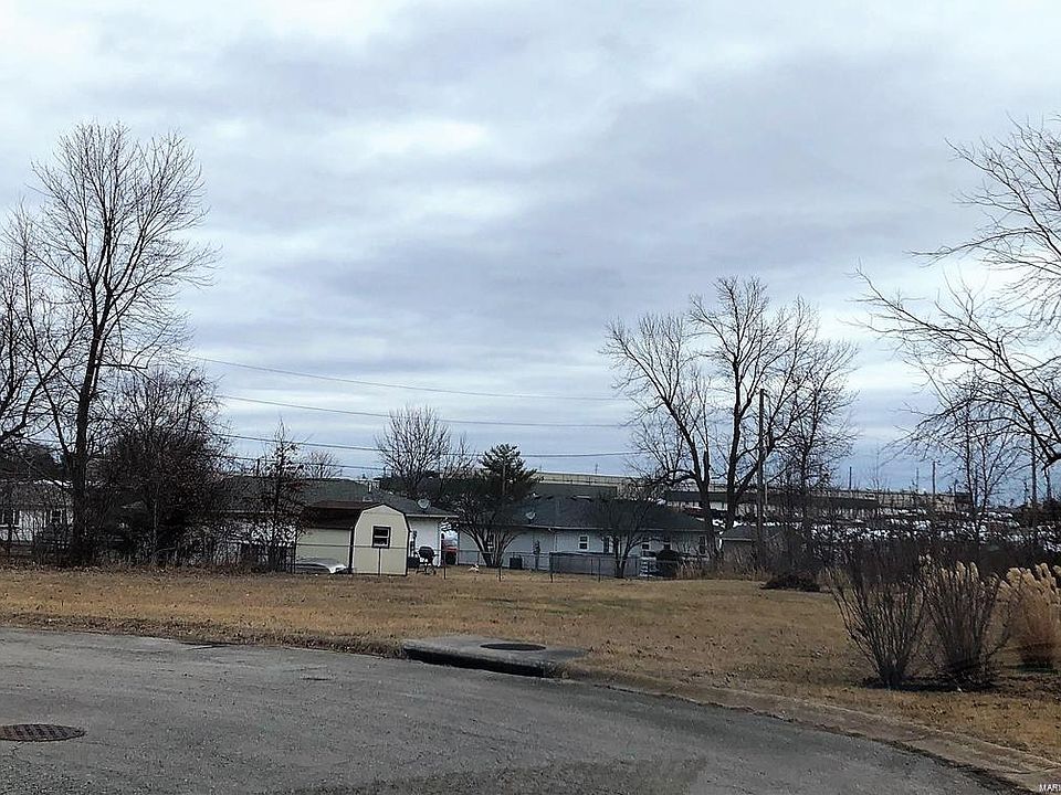 2nd image of 4 Wynston Ct