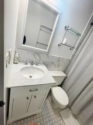 Rented by Owner | media 9