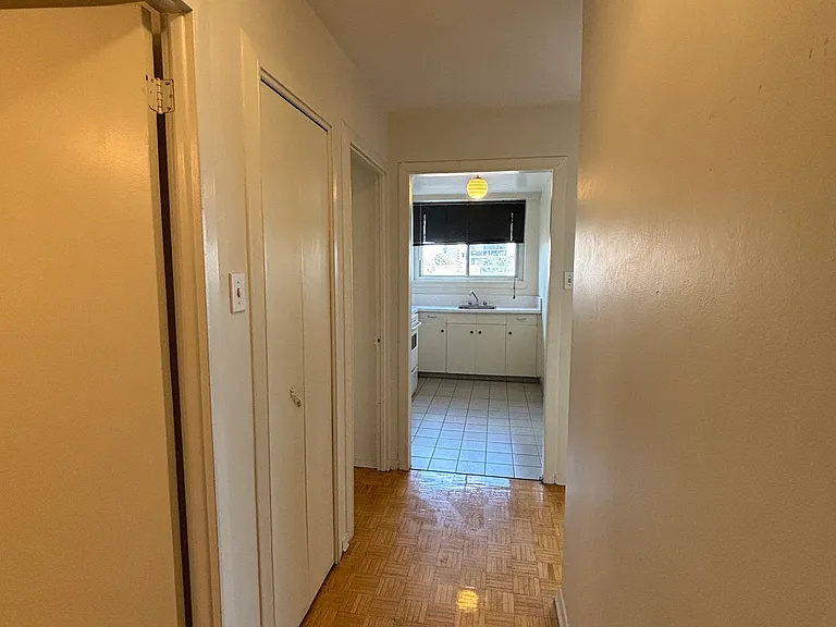 27 Henderson Ave — Photo 12