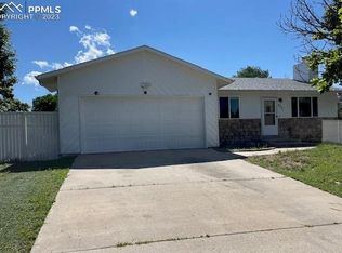 4231 Gatewood Dr, Colorado Springs, CO 80916