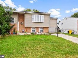 1062 Vena Ln, Pasadena, MD 21122