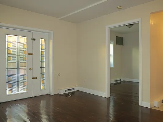 Rented by Target Realty Group | media 19