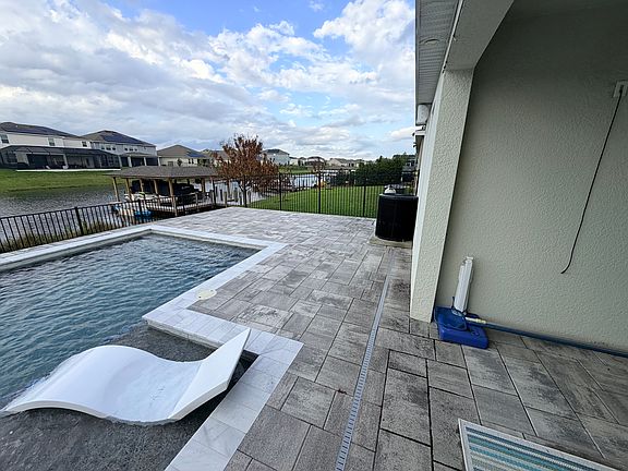 5th image of 4925 Olivia Ct