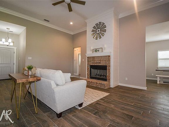 5th image of 6541 Cedar Elm Dr
