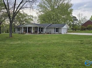 7364 Danville Rd, Hartselle, AL 35640