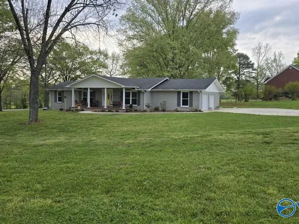 7364 Danville Rd, Hartselle, AL 35640