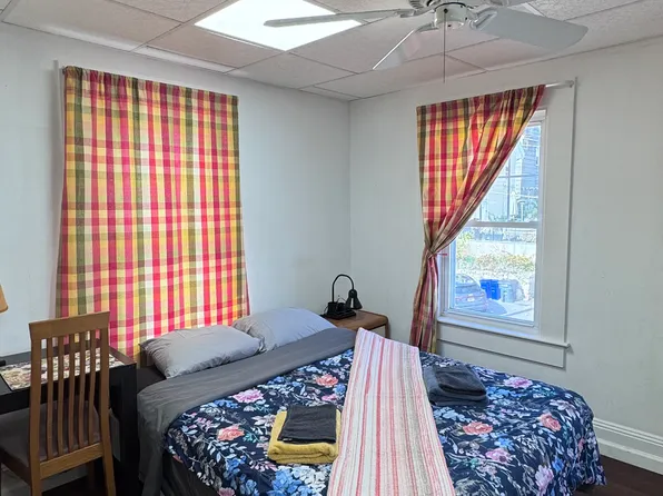 29 Lynde St, Malden, MA 02148