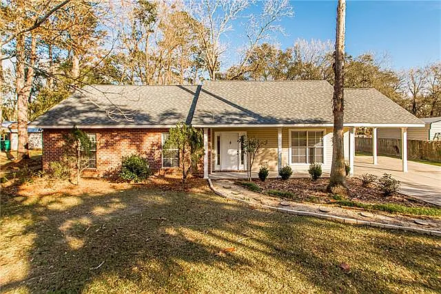 40052 Browns Oak Ln — Photo 1