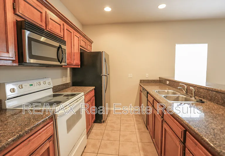 3509 SW Deerfield Blvd #1 — Photo 10