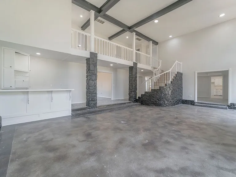 3120 Shadybrook Dr — Photo 15