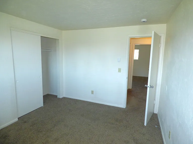 1003-1085 Savage Rd NE — Photo 17