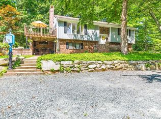 9 Chilson Rd, Wilbraham, MA 01095