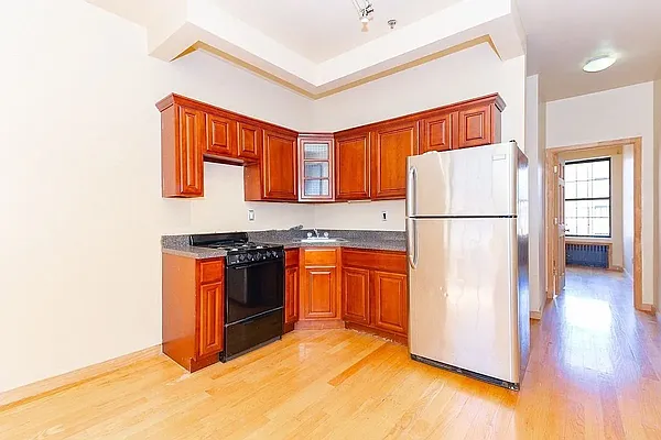 971 Saint Mark's Avenue #2A