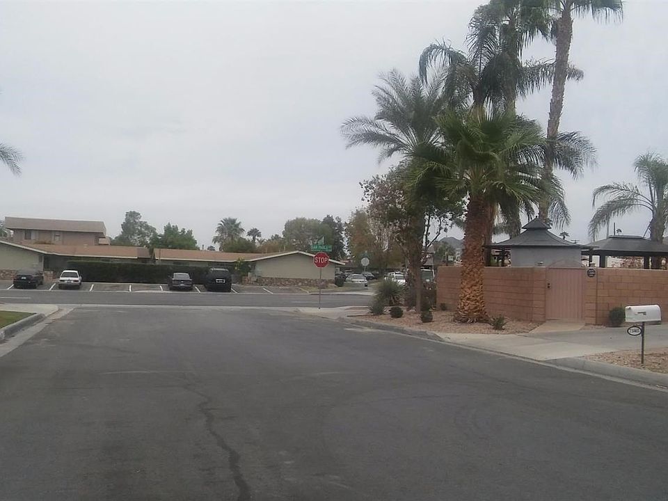 2nd image of 73455 Catalina Way APT 3