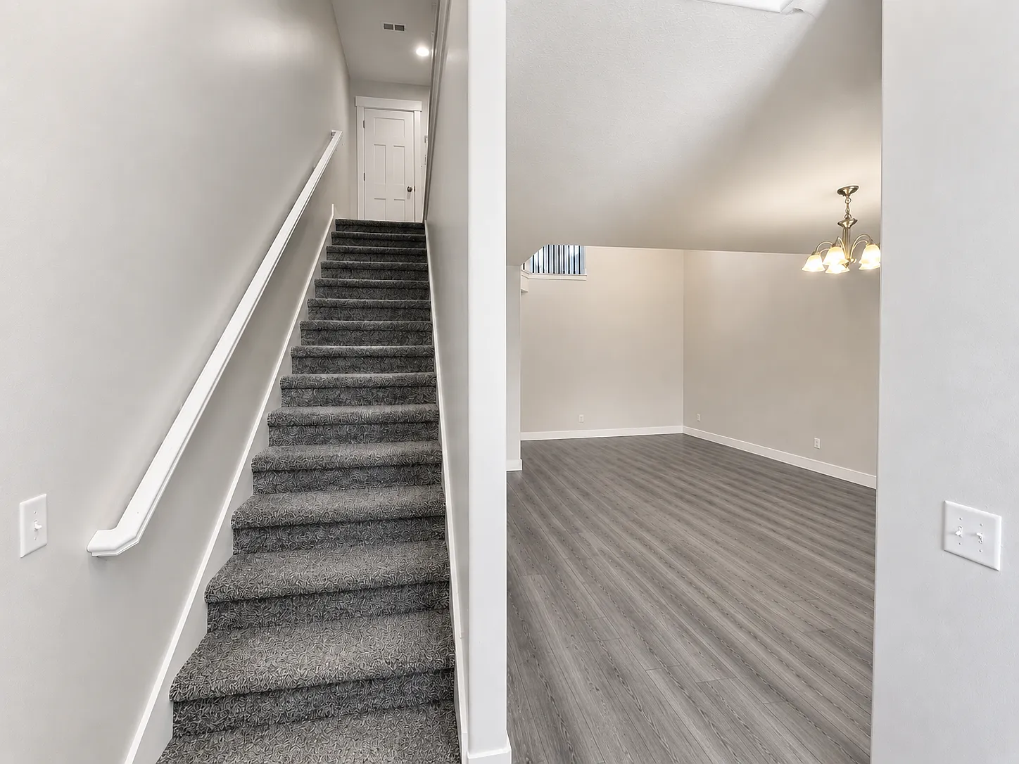 3 bed, 2.5 bath, 2420 sqft, $2,199 — Photo 3