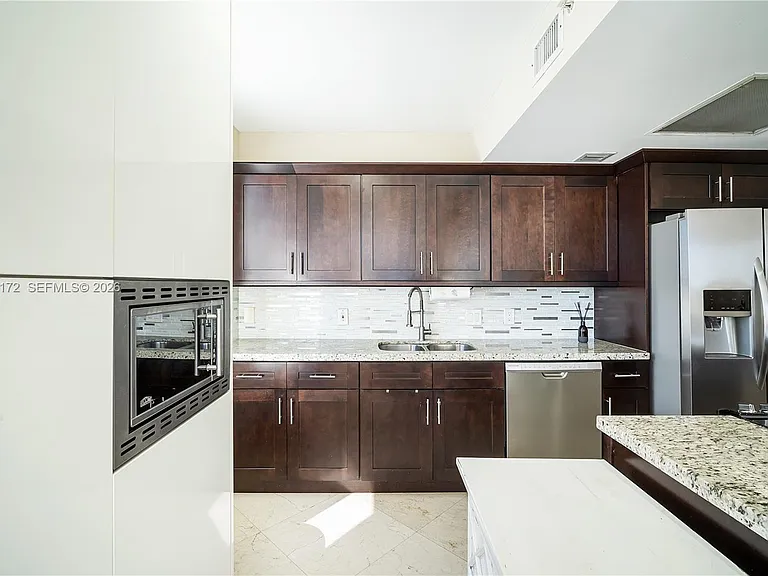701 Brickell Key Blvd #710 — Photo 6