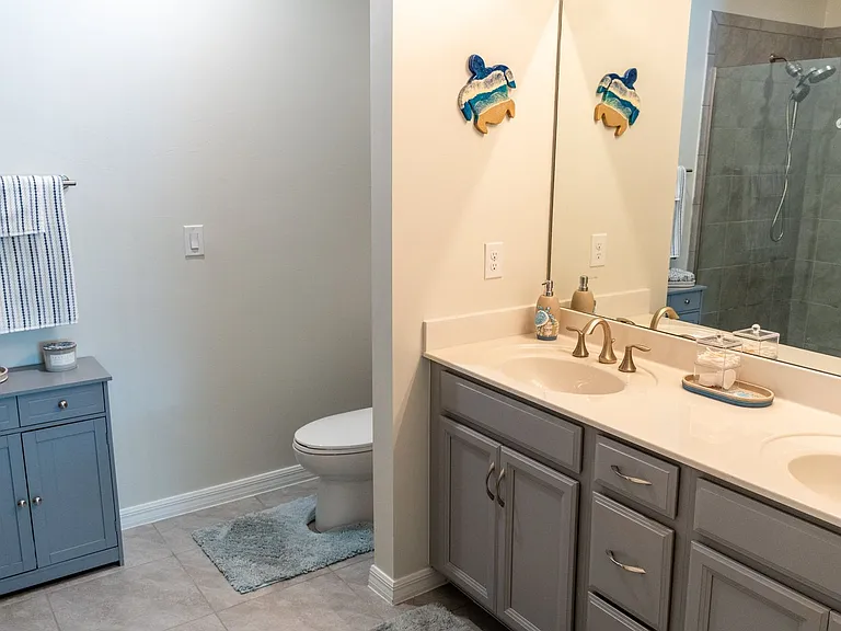 14888 Edgewater Cir — Photo 6